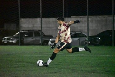 Nahuel Martinez, Sacando desdel arco